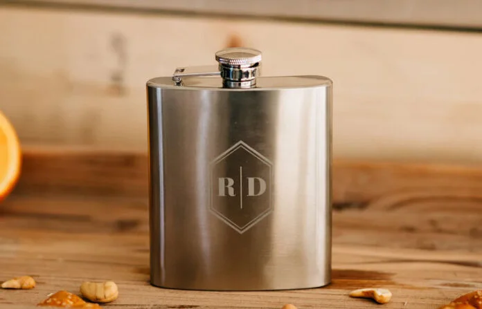 Custom Flasks Custom Flasks as Personalized Gift Ideas for Every Occasion